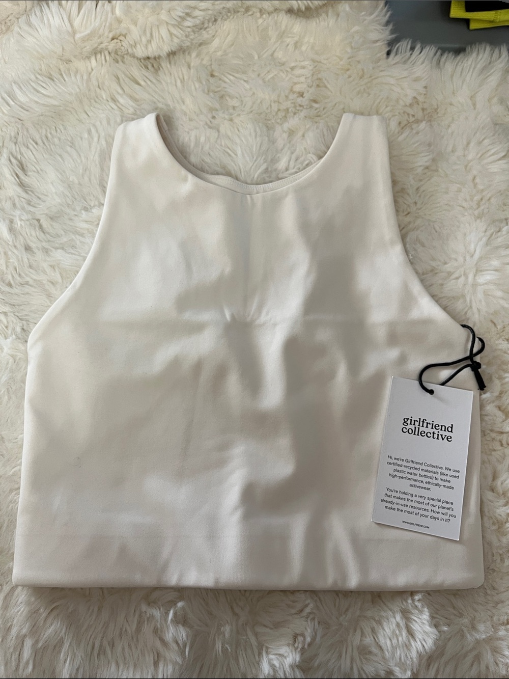 Girlfriend Collective Cream Color Scoop Neck Cropped Tank